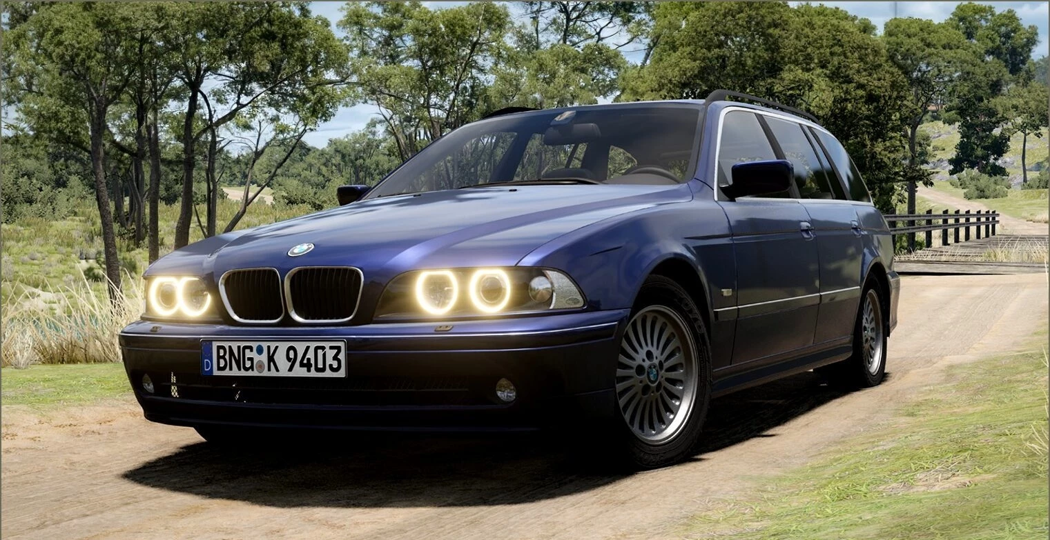 BMW 5 Series E39 V15.0 0.36