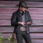 Arthurs Coat In Black2