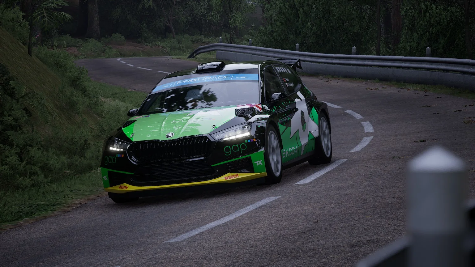 Skoda Fabia RS Rally2 - Gus Greensmith