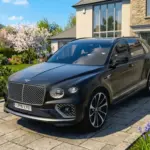 bentley-bentayga-s-2023-v10