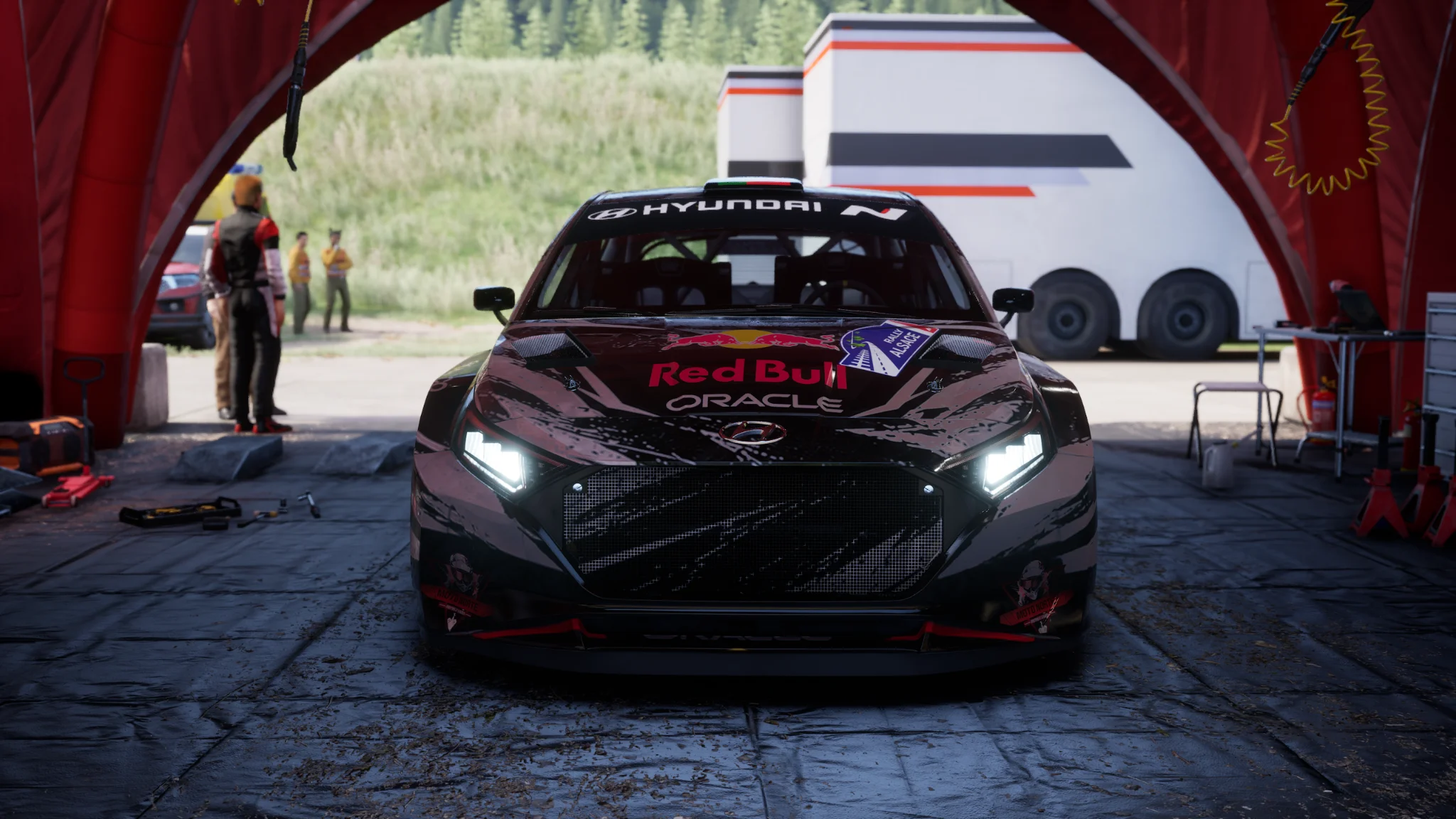 Hyundaii20NRally2 Black Red Bull3