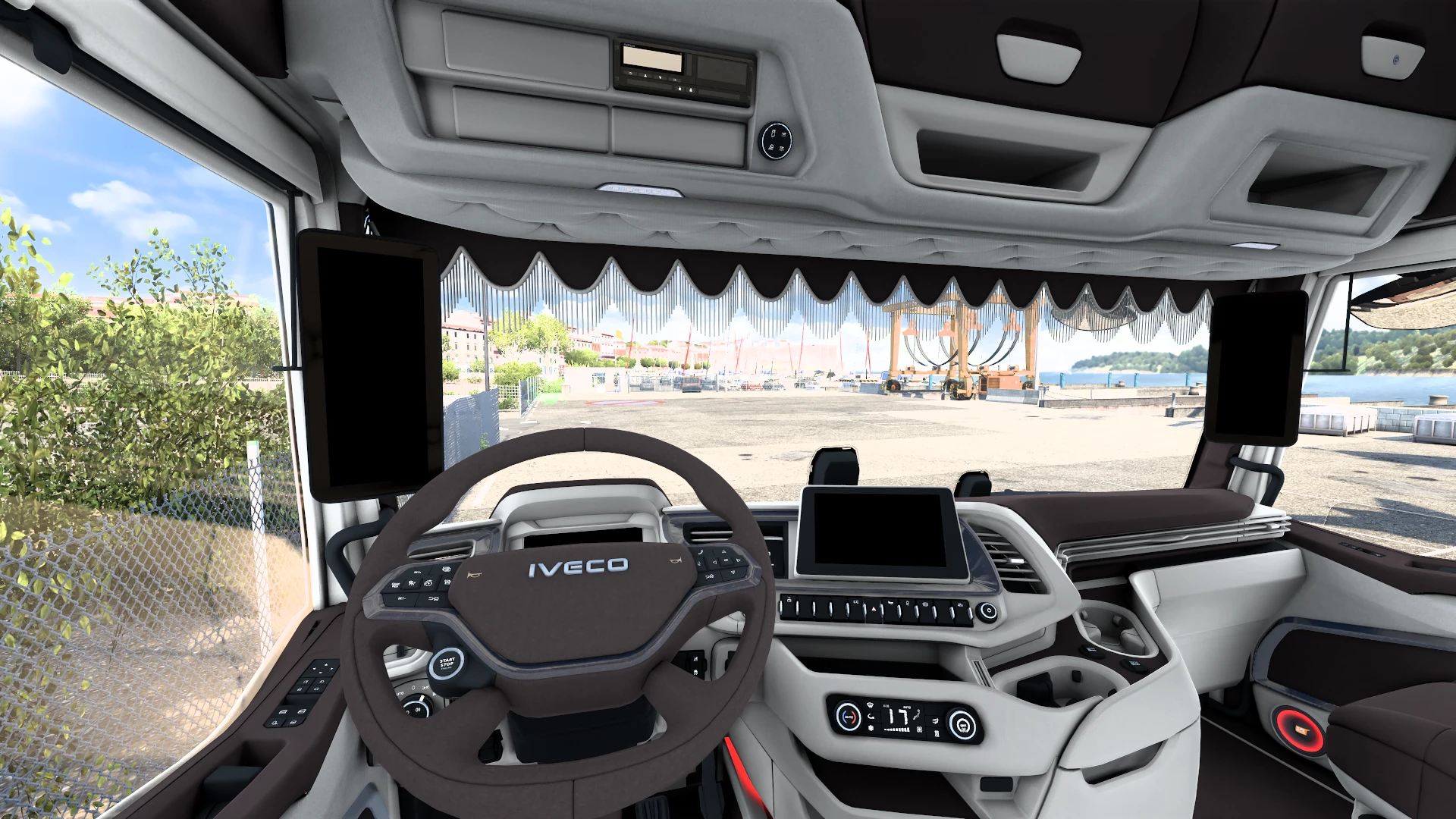 cover_iveco-s-way-italy-interior_354uQCKpcXuZob